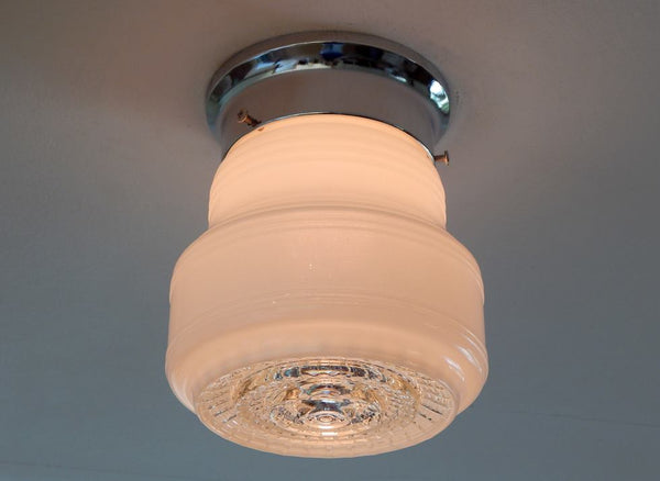 3 1/4 Inch Flush Mount Fixture Fitter / Shade Holder / Base - Vintporium Architectural Salvage